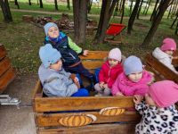 Dzieci w wagonikach