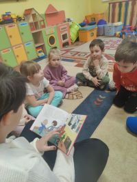 Odczyt bajki Bolek I Lolek (2)