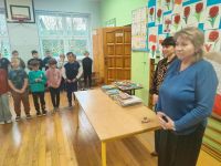 Pani Dyrektor przemawia do uczniów