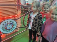 16. W oczekiwaniu na spotkanie z Mikołajem.