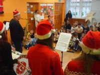 Zza pleców orkiestry