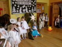 Jasełka w wykonaniu dzieci z Oddziału Przedszkolnego.