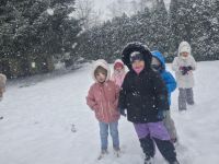 5. Przedszkolaki na śniegu