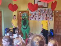 3.Animatorka prowadzi zajęcia - animacje ruchowe