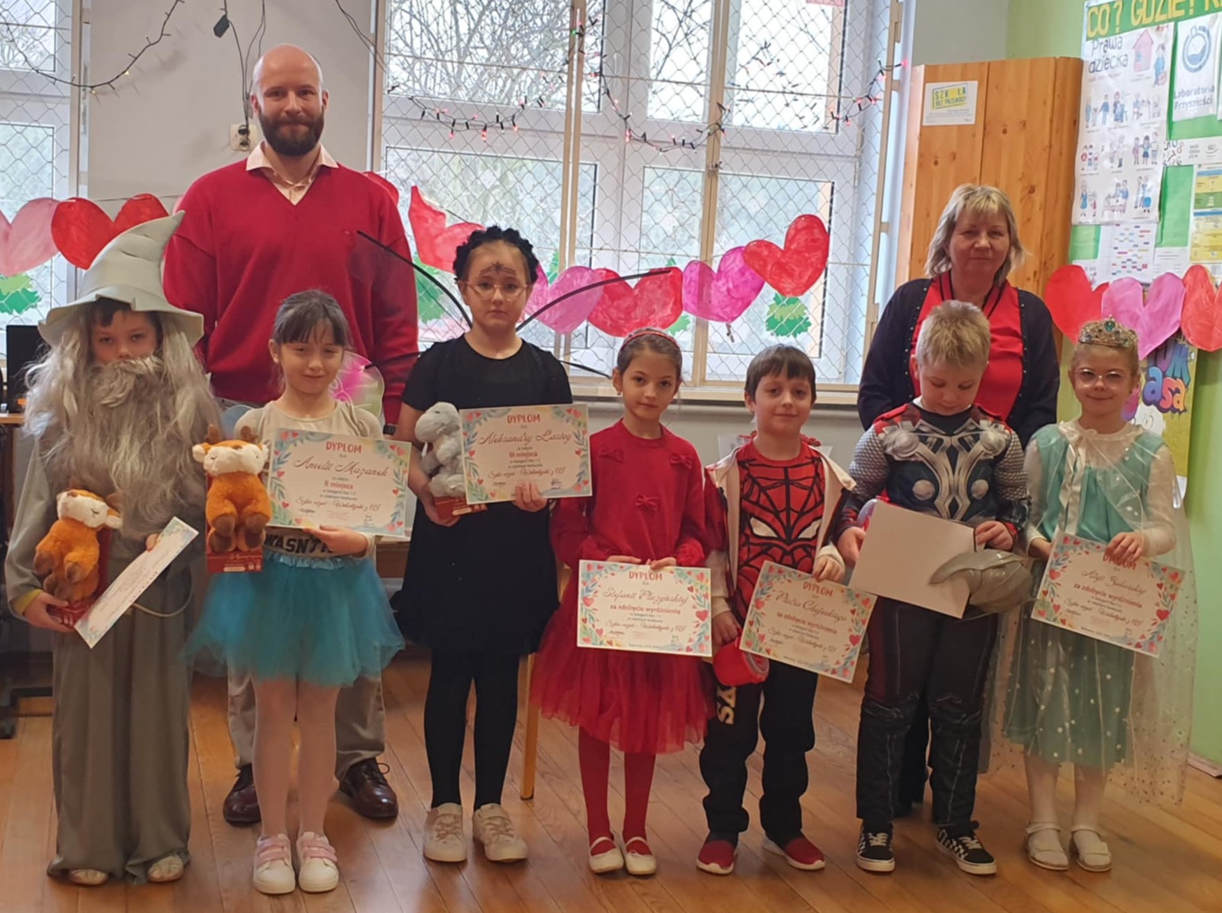 Osoby nagrodzone i wyróżnione w kategorii "klasy 1-3".